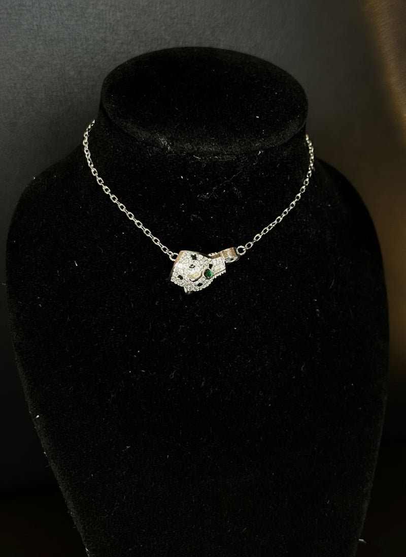 Pulseira onça branca cravejada