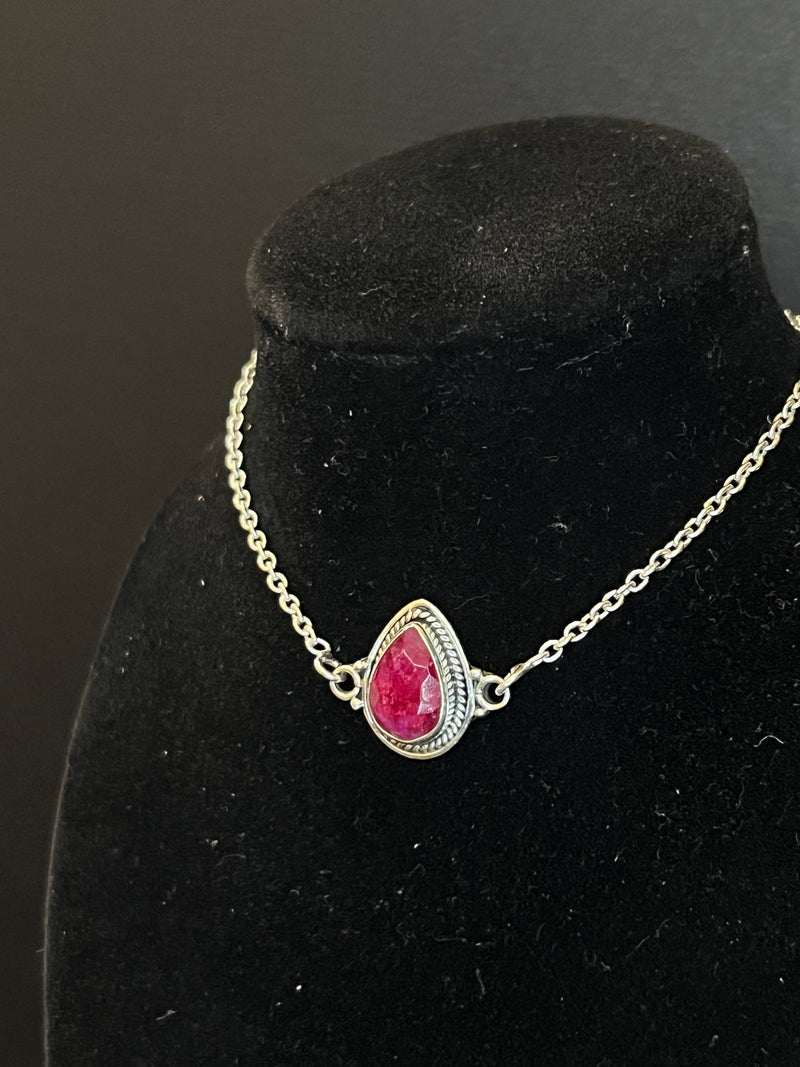 Pulseira pedra borda inglesa