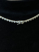 Colar cravejado corações