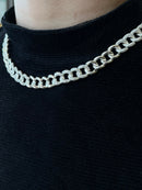 Colar corrente fecho quadrado