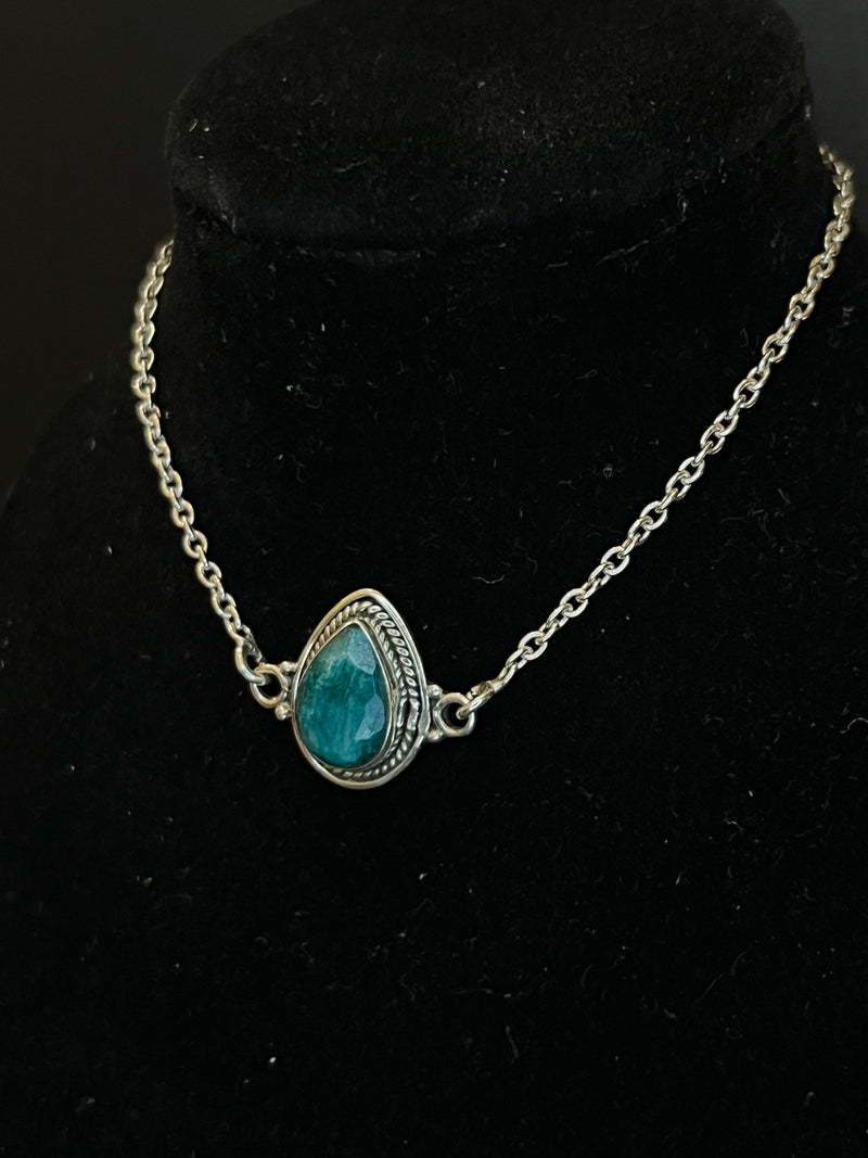 Pulseira pedra borda inglesa