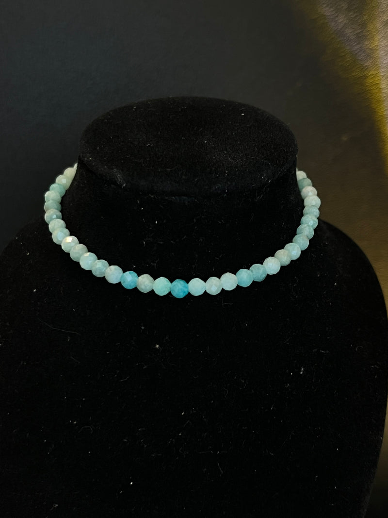 Pulseira pedra natural color