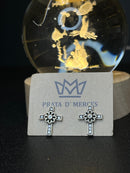 Brinco cruz cravejado