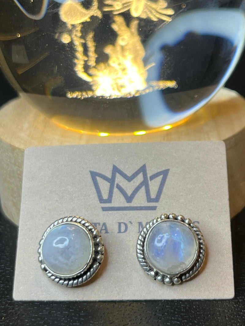 Brincos pedra cravada